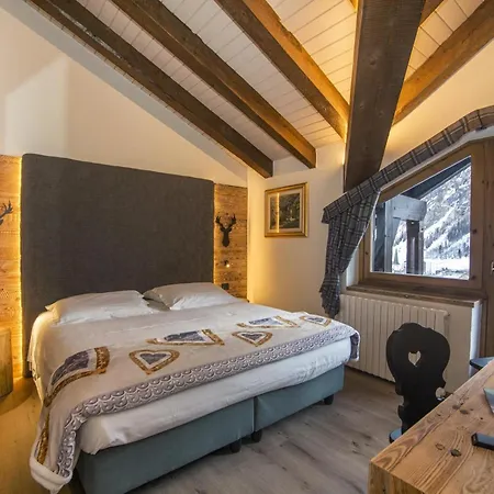 Szálloda Pilier D'angle & Wellness Courmayeur
