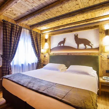 Pilier D'angle & Wellness Отель Курмайор