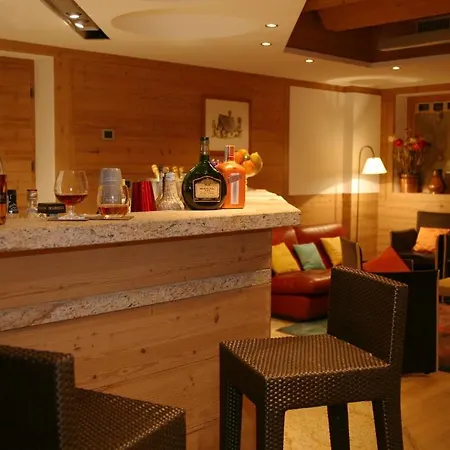 Pilier D'angle & Wellness 3* קורמאיור